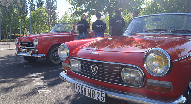 Balades en cabriolet Peugeot au Musée de l'Aventure Peugeot