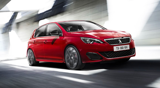 Trophées de L’Automobile : la Peugeot 308 reçoit le prix de la meilleure compacte 2015 !