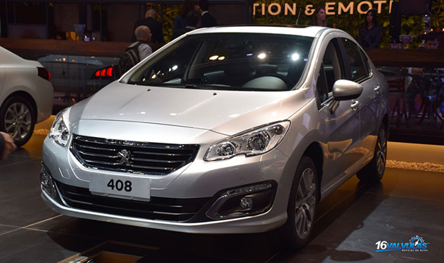 Peugeot 408 au Salon de l'automobile de Buenos Aires 2015