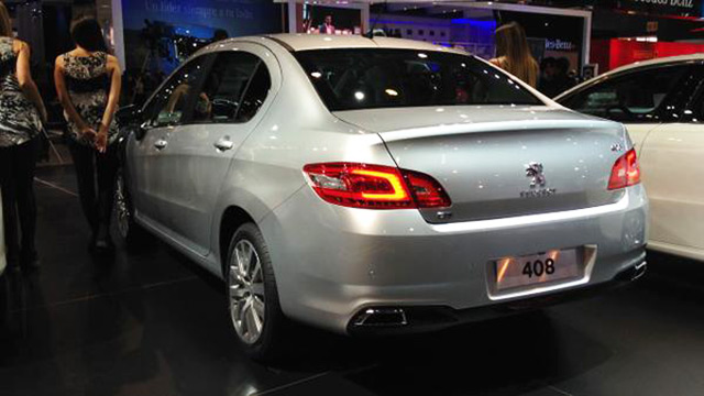 Peugeot 408 au Salon de l'automobile de Buenos Aires 2015