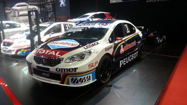 Peugeot 408 Super TC 2000 au Salon de l'automobile de Buenos Aires 2015