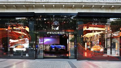 Photos : nouvelle vitrine « Magnetic Energy » chez Peugeot Avenue à Paris !