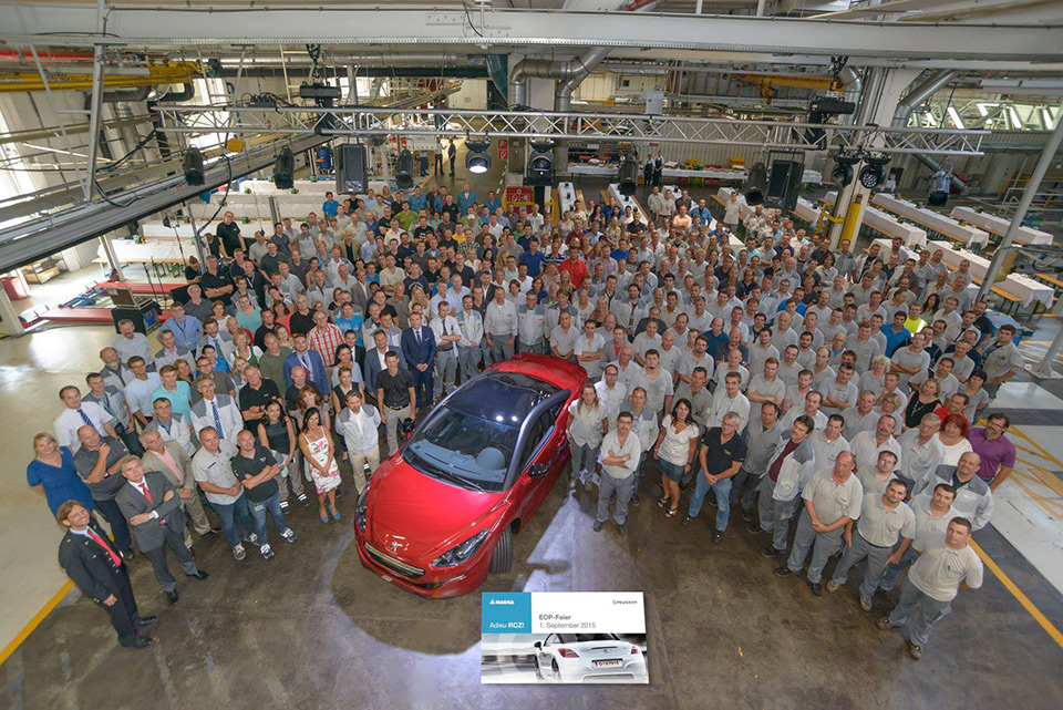 Photos : la toute dernière Peugeot RCZ vient d'être produite...