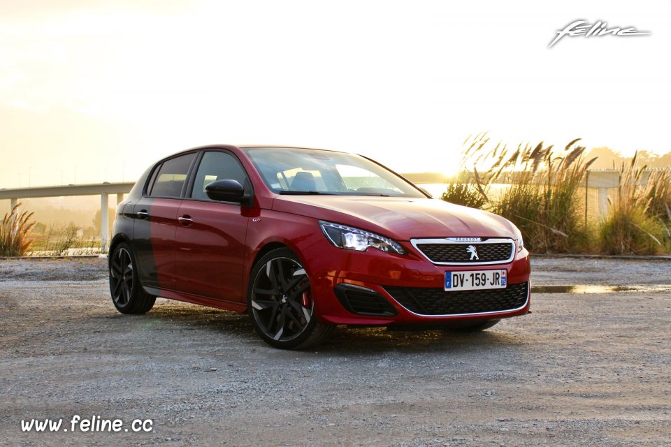 Photo essai Peugeot 308 GTi by Peugeot Sport (2015) - 1.6 THP 27