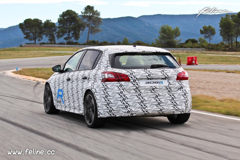 Essai Peugeot 308 R HYbrid (2015)