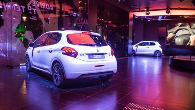 Photos : nouvelle vitrine « Drive To Tennis » chez Peugeot Avenue à Paris !