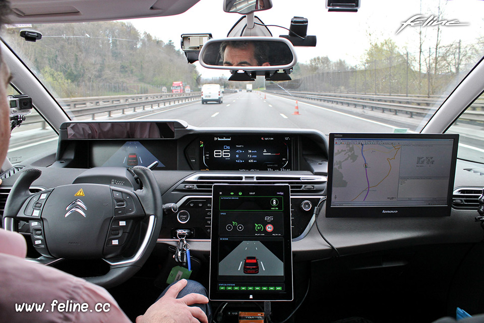 Photo essai voiture autonome Groupe PSA Peugeot Citroën (2016)