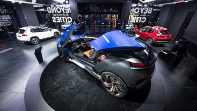 Photos : nouvelle vitrine « Beyond Cities » chez Peugeot Avenue à Paris !