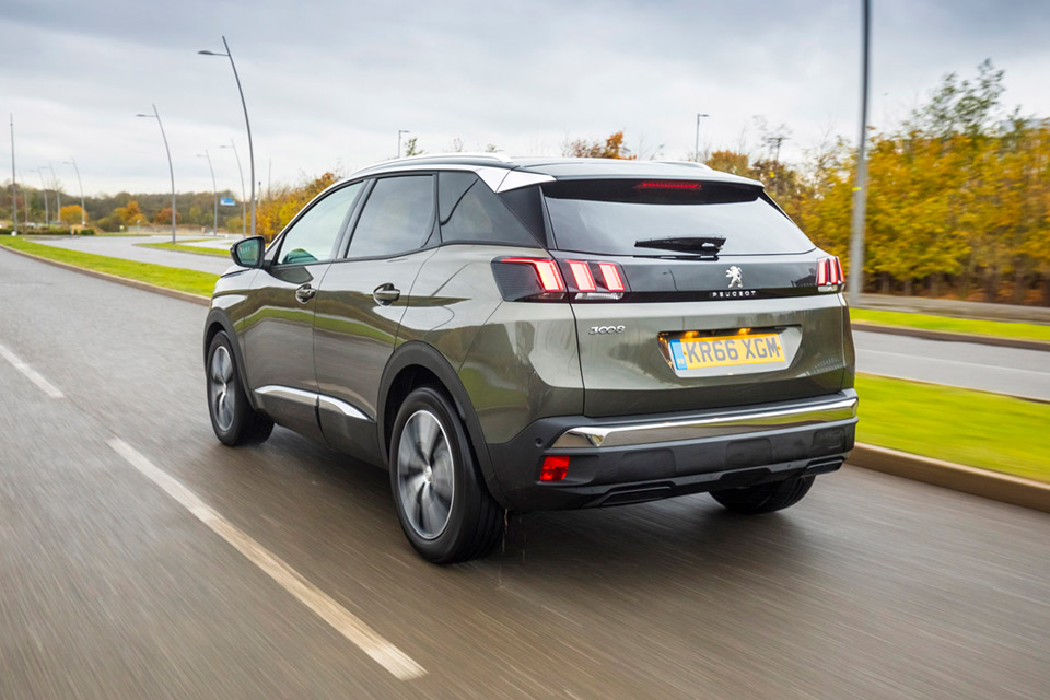 Photo nouvelle Peugeot 3008 II - Voiture UK de l'Année 2017