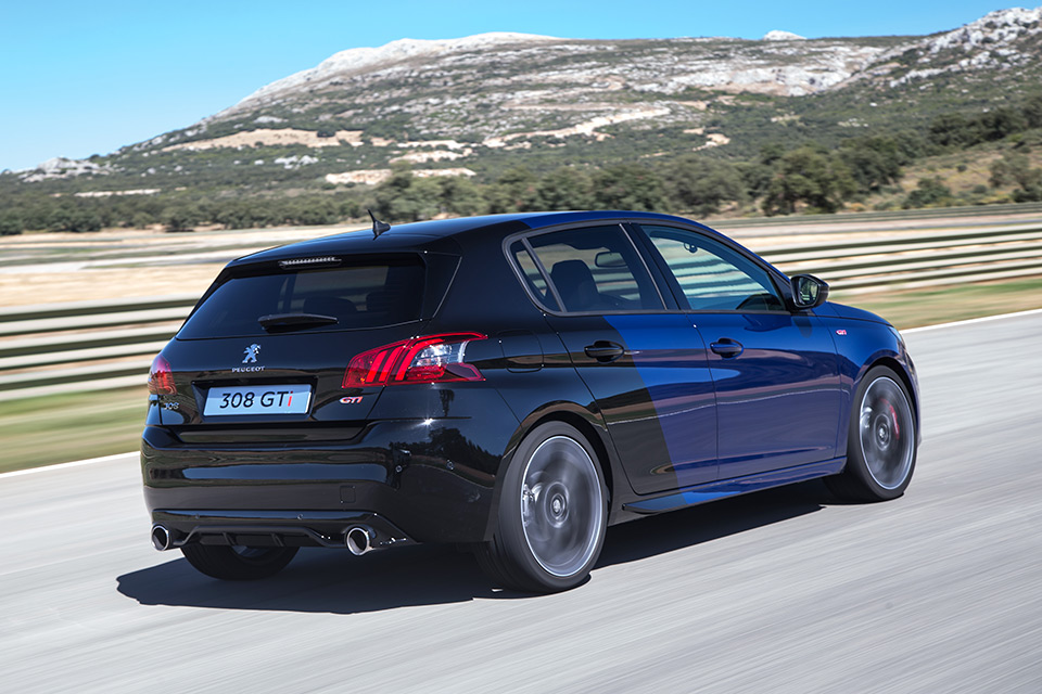 Photo Peugeot 308 GTi by Peugeot Sport (2017)