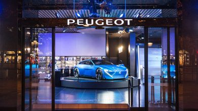 Photos vitrine « Augmented Technology » – Peugeot Avenue Paris 2017