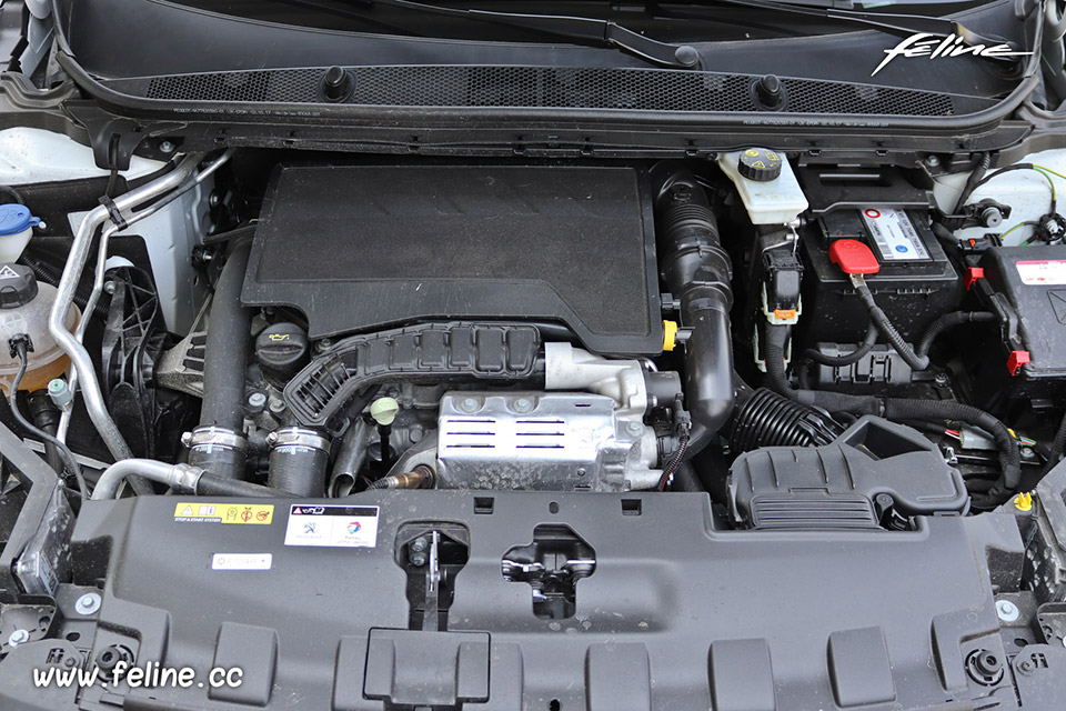 Photo moteur essence 1.2 PureTech 130 ch Peugeot 308 (2018)