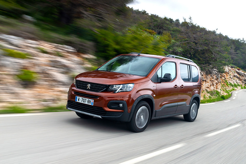 Photos officielles des essais du nouveau Peugeot Rifter