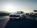 Photos & Vidéo : Peugeot e-Legend Concept, une 504 Coupé revisitée de manière futuriste