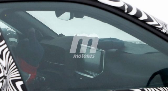 Photos espion : l’intérieur de la nouvelle Peugeot 2008 II en cours d’essais