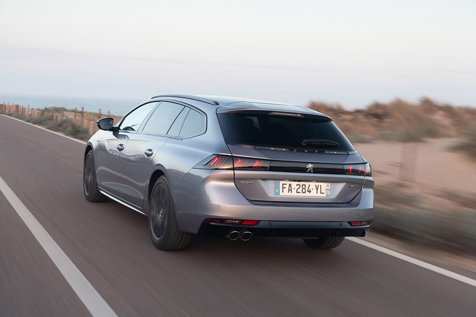 La nouvelle Peugeot 508 SW reçoit le prix Red Dot Award Product Design 2019 !