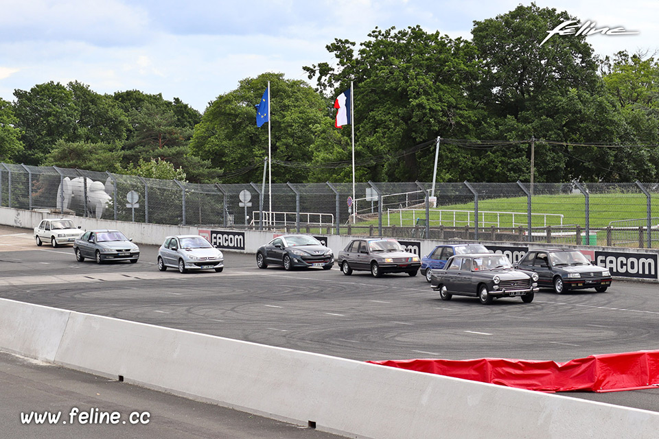 Photos : les Peugeot à l’honneur au festival « Liberté, Egali