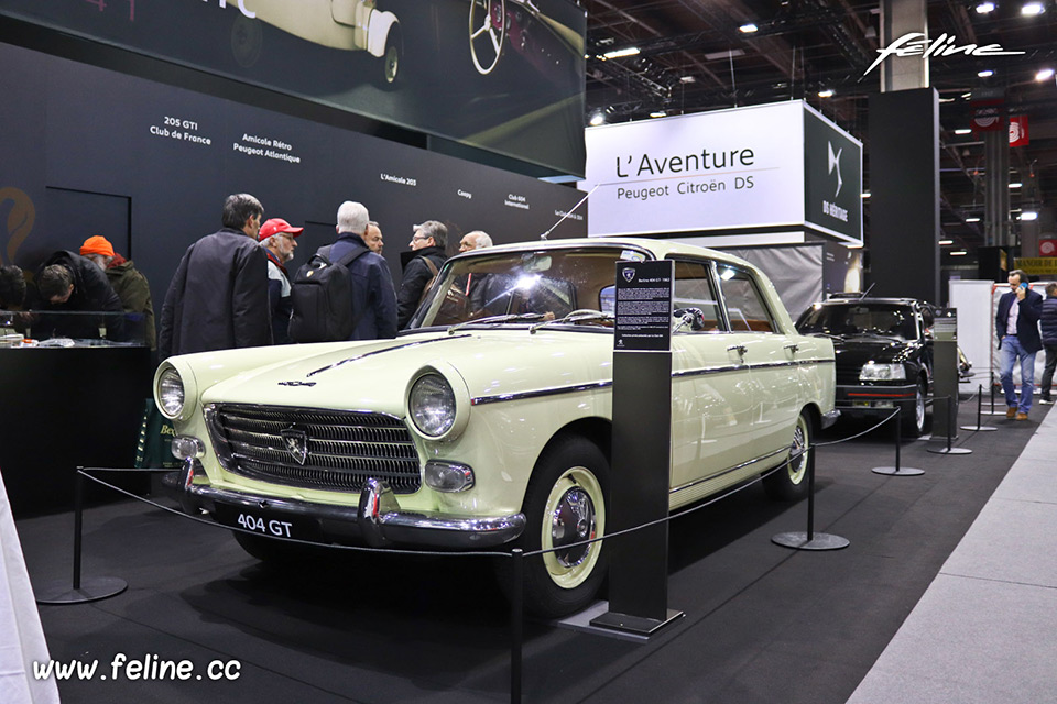 Photo Peugeot 404 GT Berline (1962) – Salon Rétromobile 2020