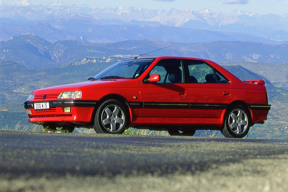 Photo Peugeot 405 T16 – Voiture de l’Année 1988 – Car Of The Year