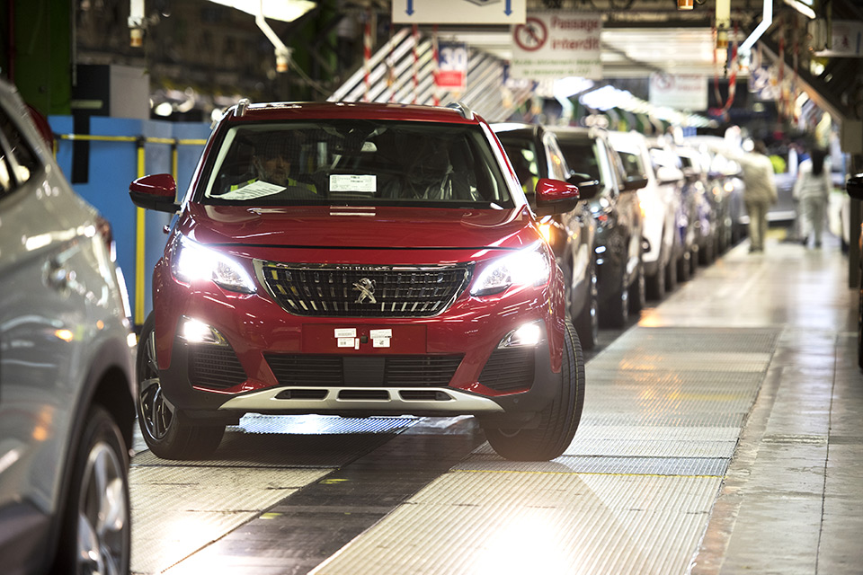 La future Peugeot 3008 III sera produite à Sochaux