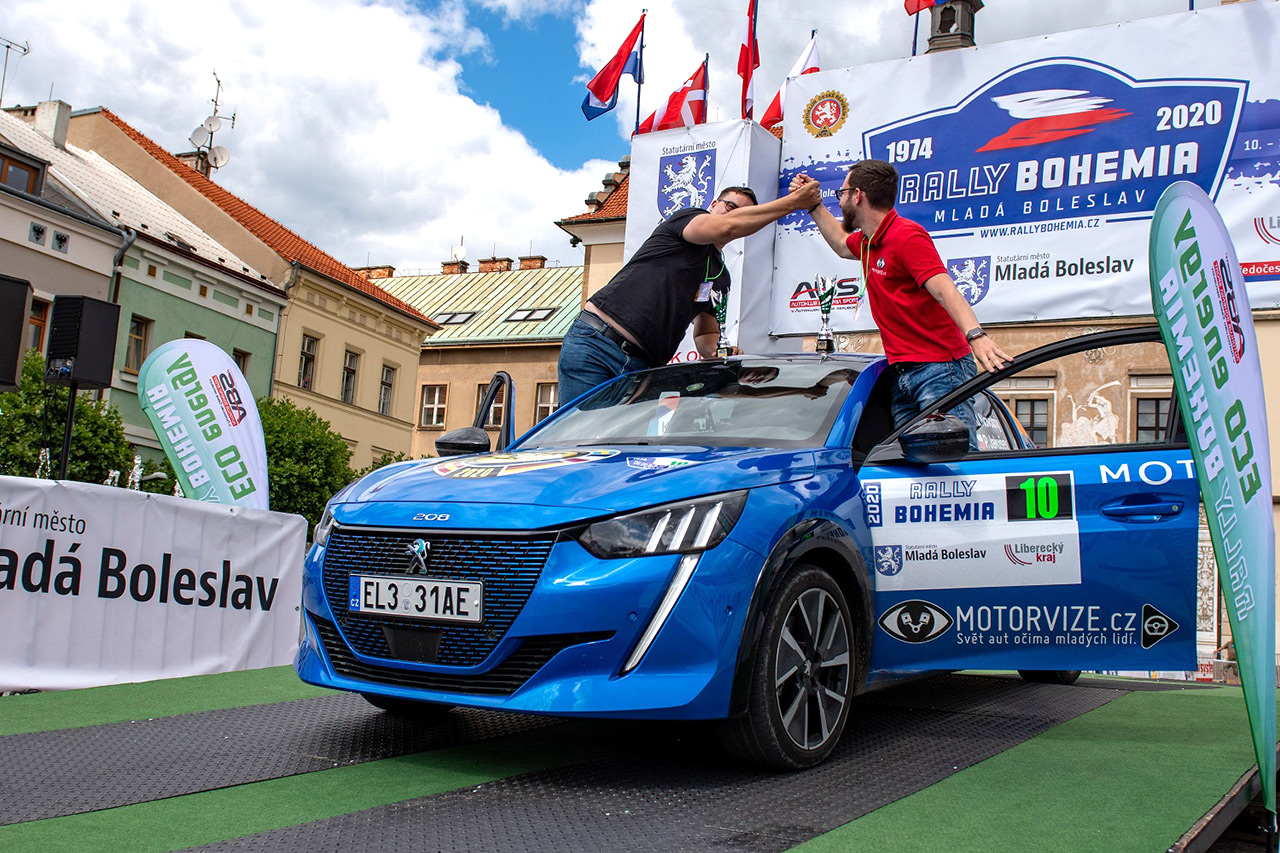 La Peugeot e-208 remporte 3 trophées à l’ECO Energy Rally Bohemia en République Tchèque