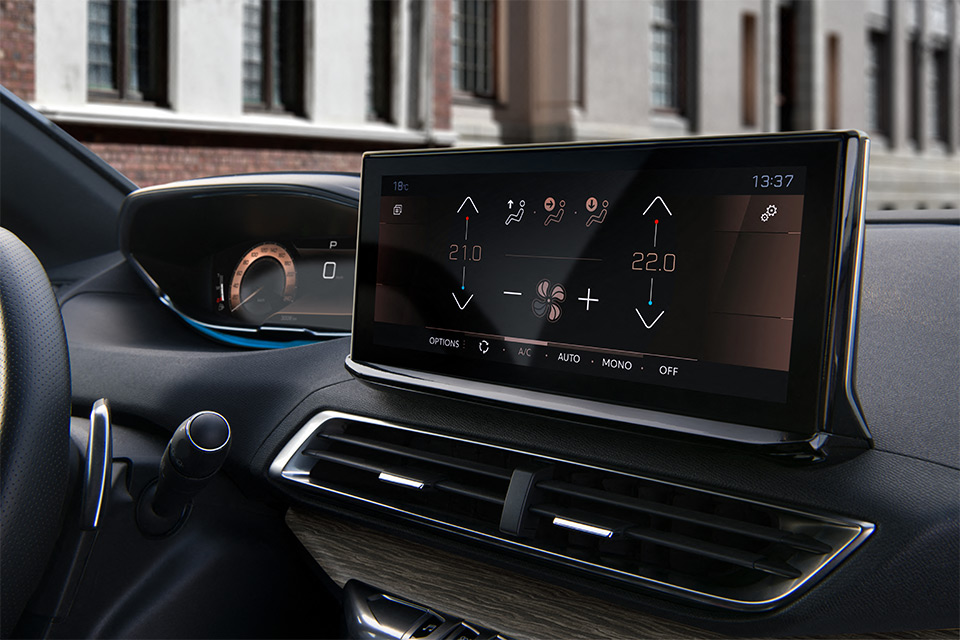 Photo écran tactile Peugeot 5008