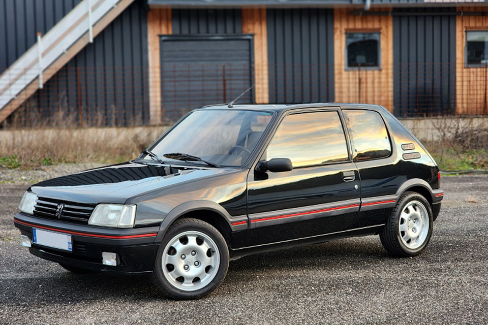 Jeu concours : gagnez une Peugeot 205 GTI ! - News Féline