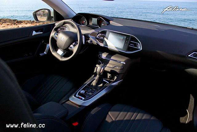 Intérieur Peugeot 308 II PureTech