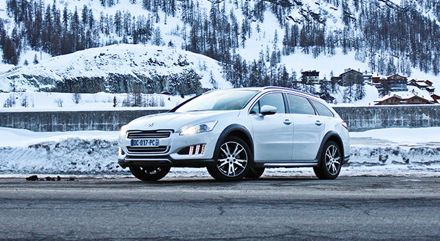 Essais Peugeot HYbrid4 - Winter Experience 2014