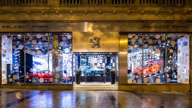 Photo of Nouvelle vitrine « Winter Collections » au Peugeot Avenue à Paris