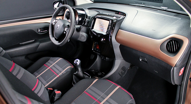 Intérieur Peugeot 108