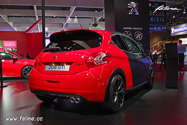 Peugeot 208 GTi 30th - Mondial de Paris 2014