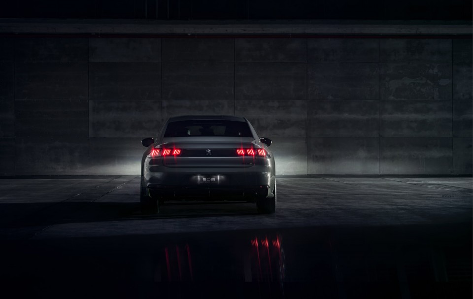 Photo signature lumineuse 508 Peugeot Sport Engineered Concept (