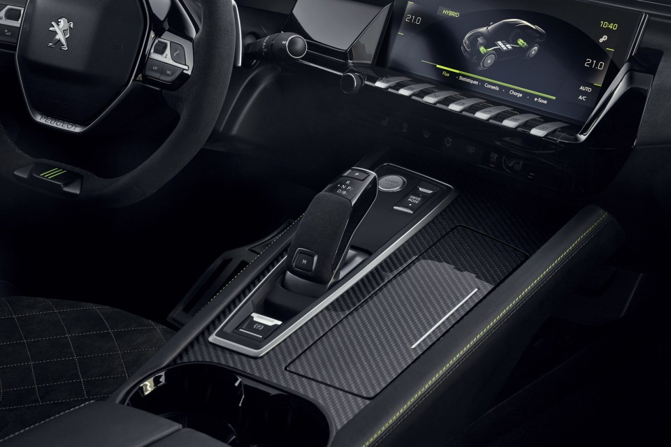 Photo commande de boîte 508 Peugeot Sport Engineered Concept (2