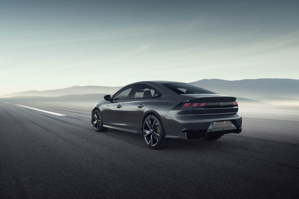 Photo 3/4 arrière 508 Peugeot Sport Engineered Concept (2018)