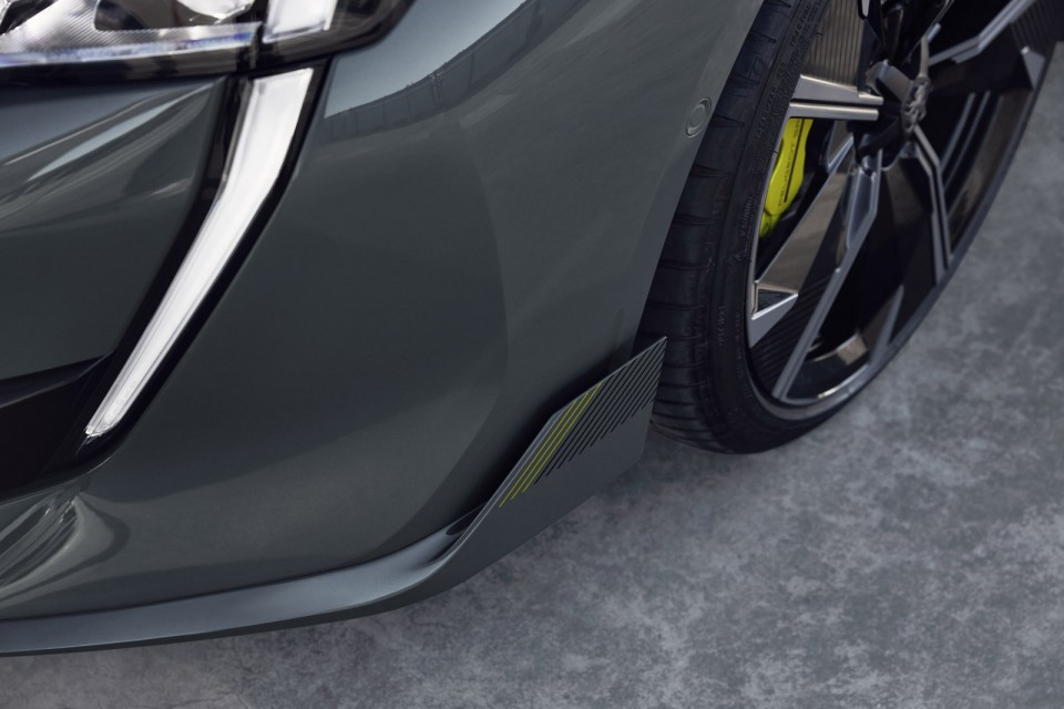 Photo détail bouclier avant 508 Peugeot Sport Engineered Concep
