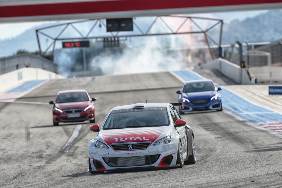 Photo Peugeot 308 R HYbrid, 308 GTi et 308 Racing Cup - Castelle