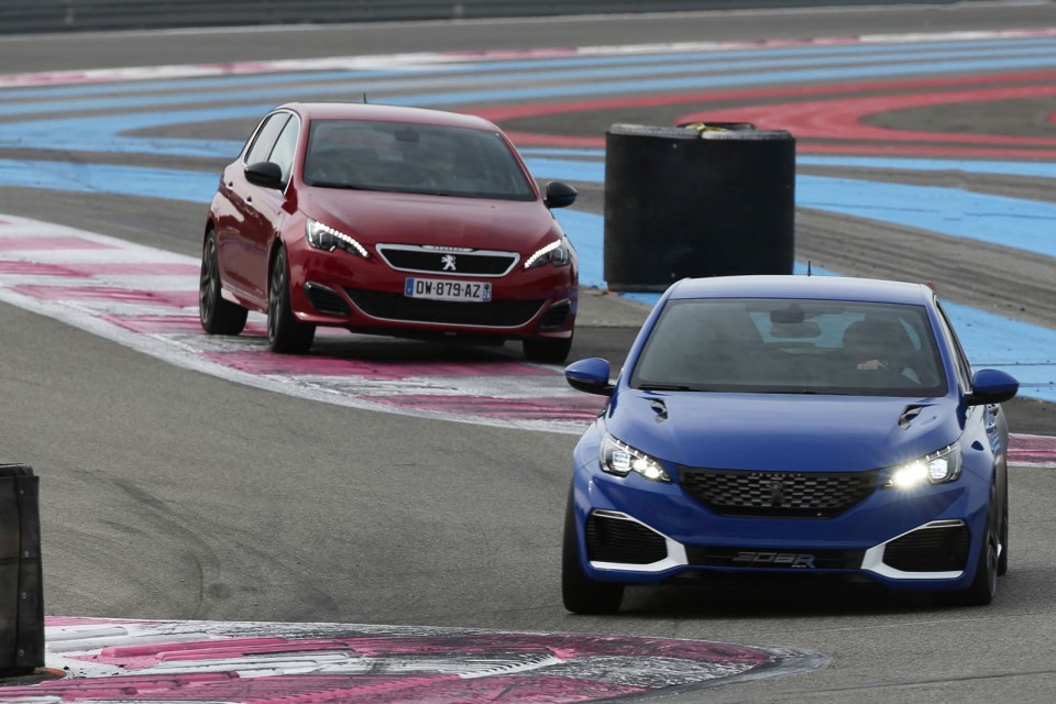 Photo Peugeot 308 R HYbrid, 308 GTi et 308 Racing Cup - Castelle