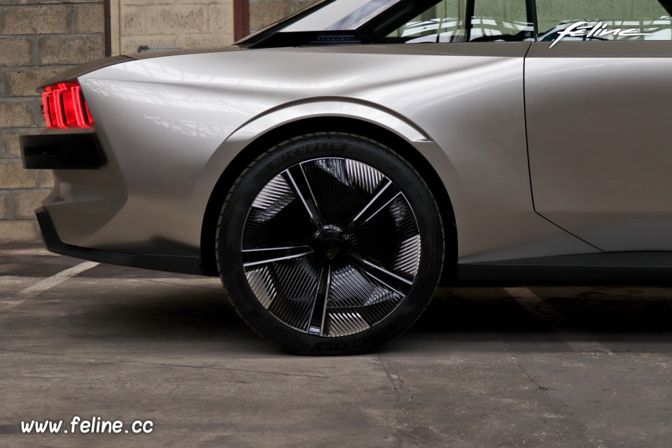 Photo coulisses projet Peugeot e-Legend Concept Car (2018)