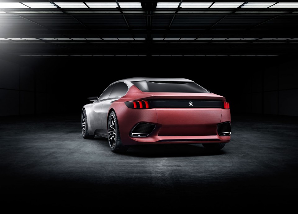 Photo arrière Peugeot Exalt Concept (2014)