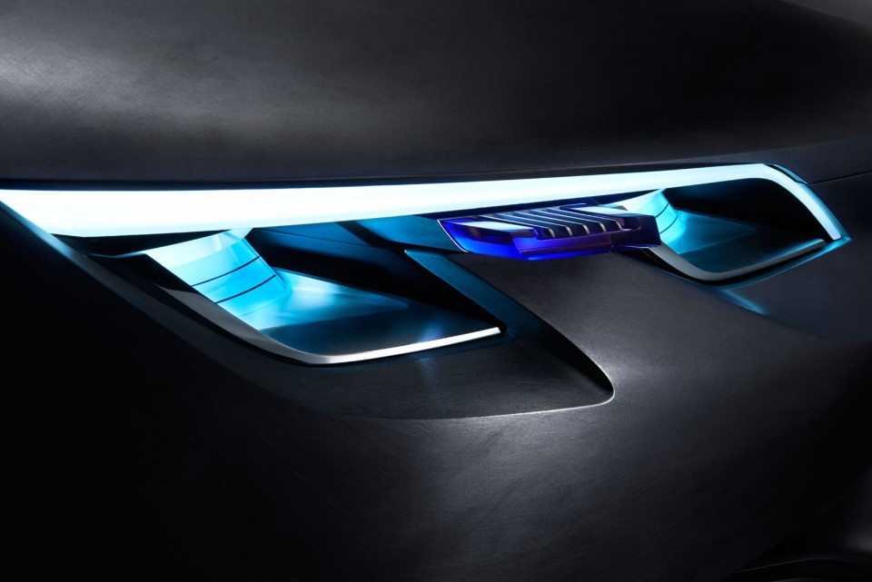 Photo projecteur avant Peugeot Exalt Concept (2014)