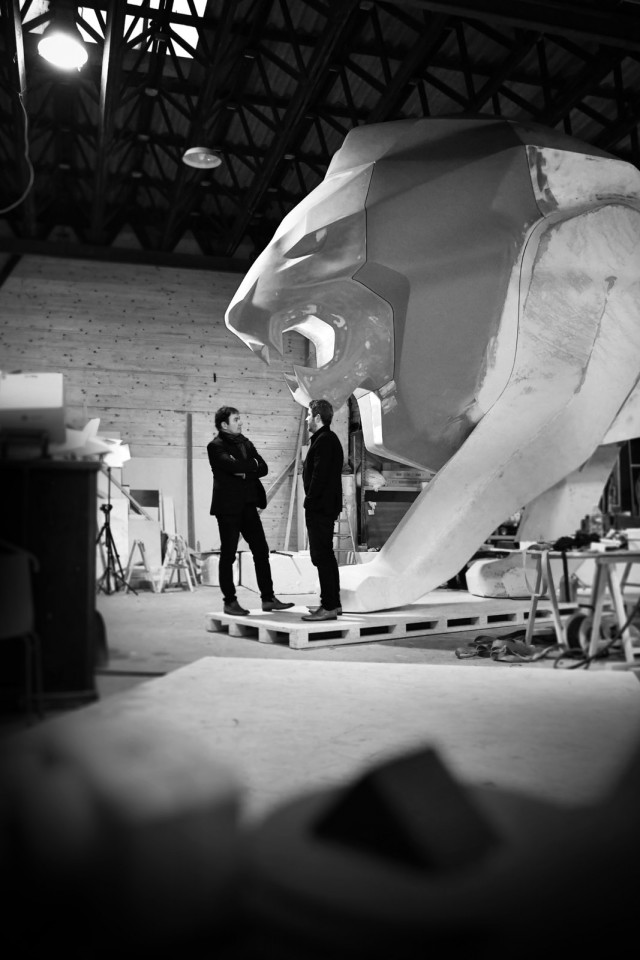 Photo Making Of Lion Monumental Peugeot (2018)