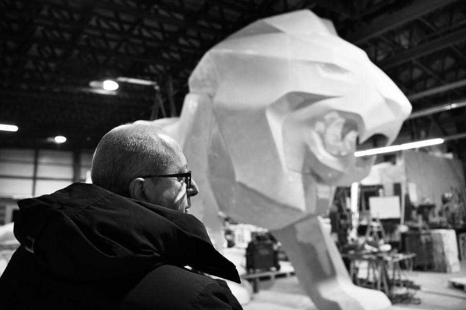 Photo Making Of Lion Monumental Peugeot (2018)