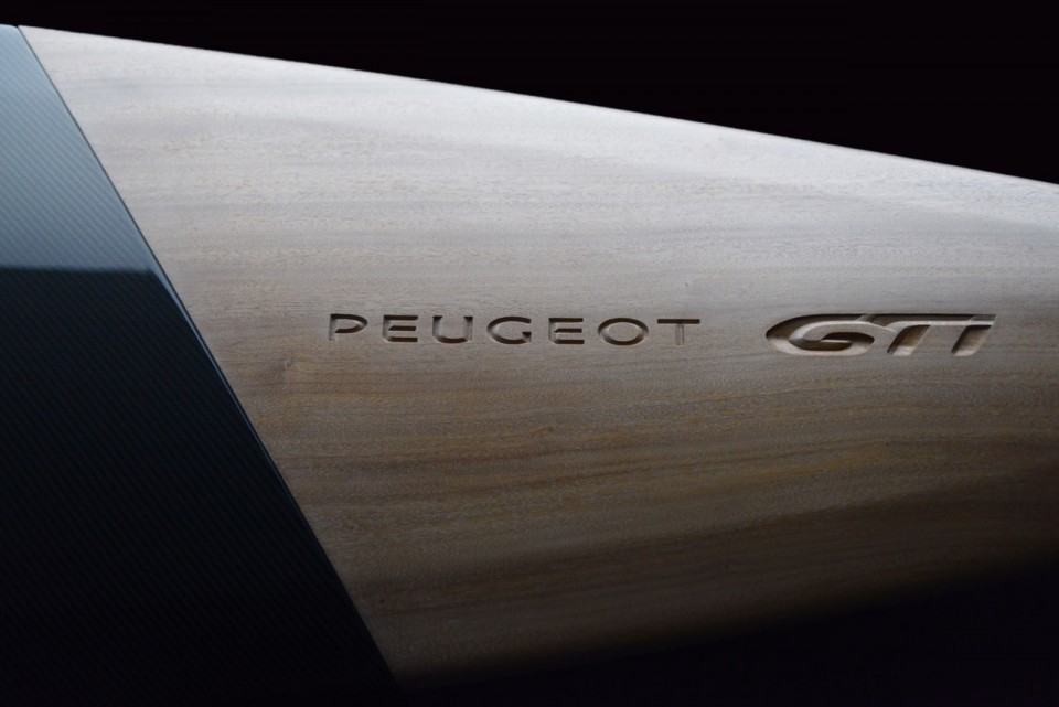 Photo logo Peugeot GTi Surfboard Concept (2013) - 1-009