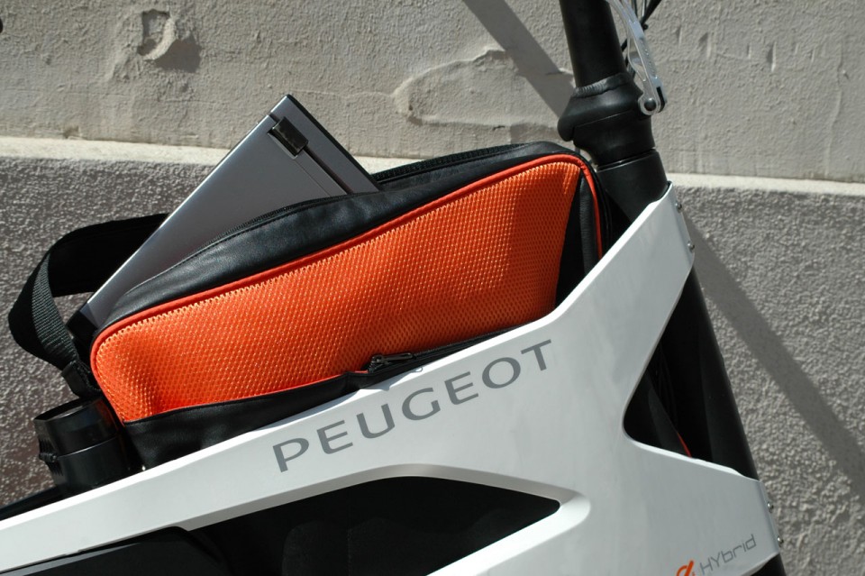 Photo Peugeot HYbrid Bike AE21 - 1-006