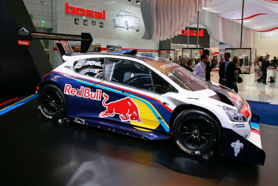 Photo Peugeot 208 T16 Pikes Peak - Salon de Francfort 2013 - 1-003