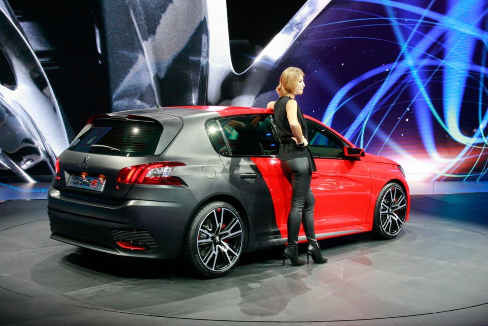 Photo 3/4 arrière Peugeot 308 R Concept - Salon de Francfort 2013 - 1-004