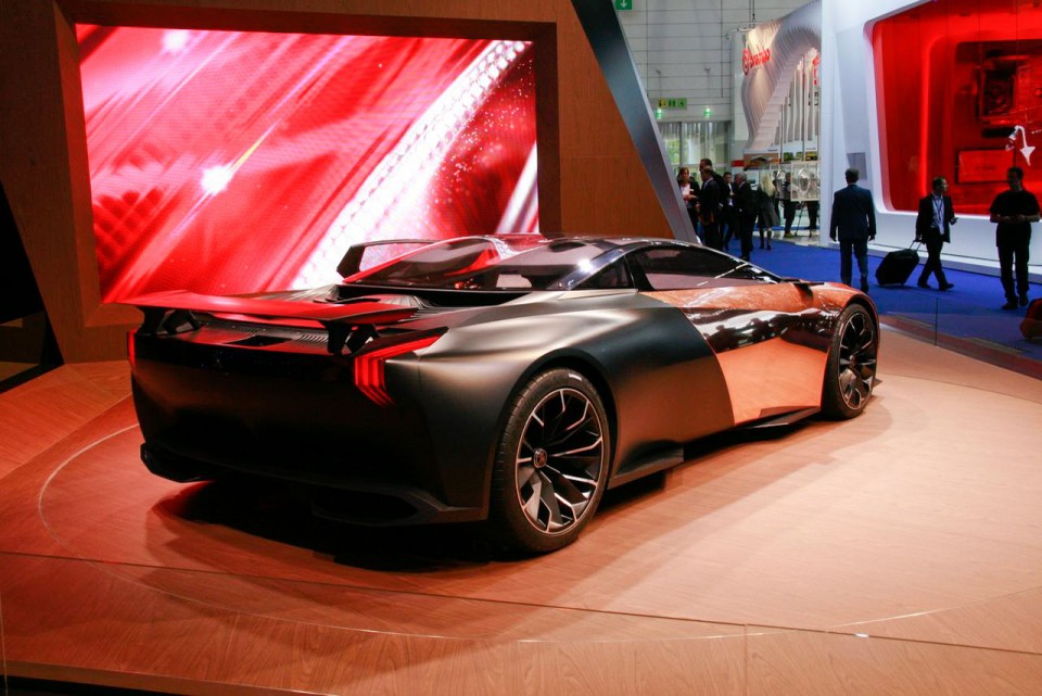 Photo Peugeot Onyx Concept Car - Salon de Francfort 2013 - 1-003