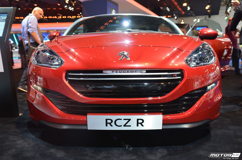 Photo bouclier avant Peugeot RCZ R Rouge Erythrée - Salon de Francfort 2013 - 2-003