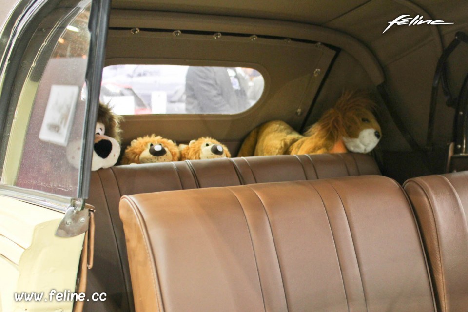 Banquette Peugeot 402 B coach décapotable (1939) - Salon Rétromobile 2014